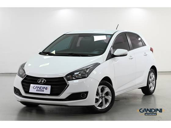 HYUNDAI HB20 1.6 COMFORT PLUS 16V FLEX 4P MANUAL